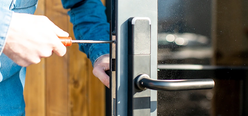 Aluminium Door Lock Replacement in Menlo Park, California