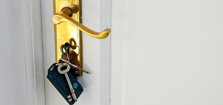 Broken Door Key Extraction in Menlo Park, CA